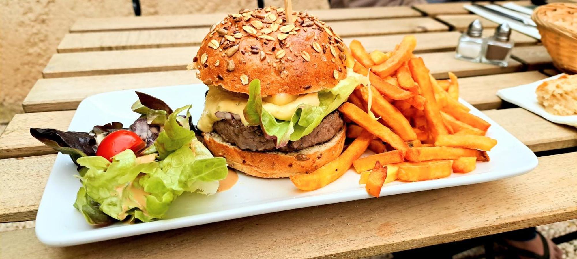 Mazet En Provence Pour 4, Piscine Chauffee Privee, Jardin Clos Prive, Barbecue, Chiens Admis Sainte-Jalle 외부 사진